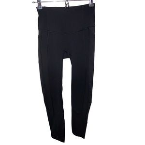 Lululemon Capri leggings Size 4